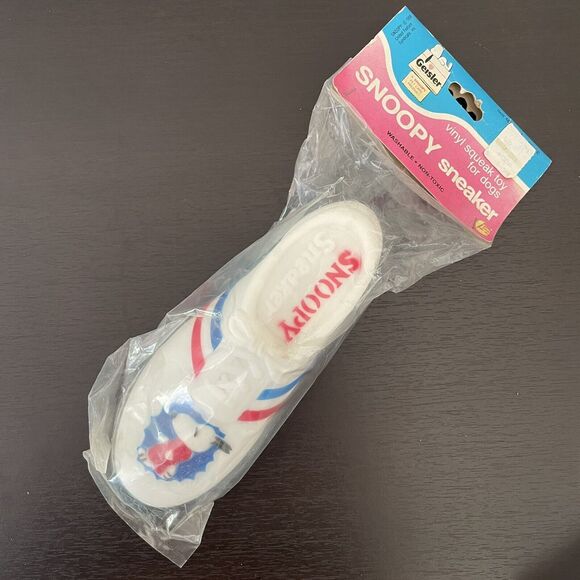 NWT Peanuts Snoopy 7” Vinyl Squeak Dog Toy Squeaker Vintage 1958 Geisler ConAgra - Picture 2 of 11